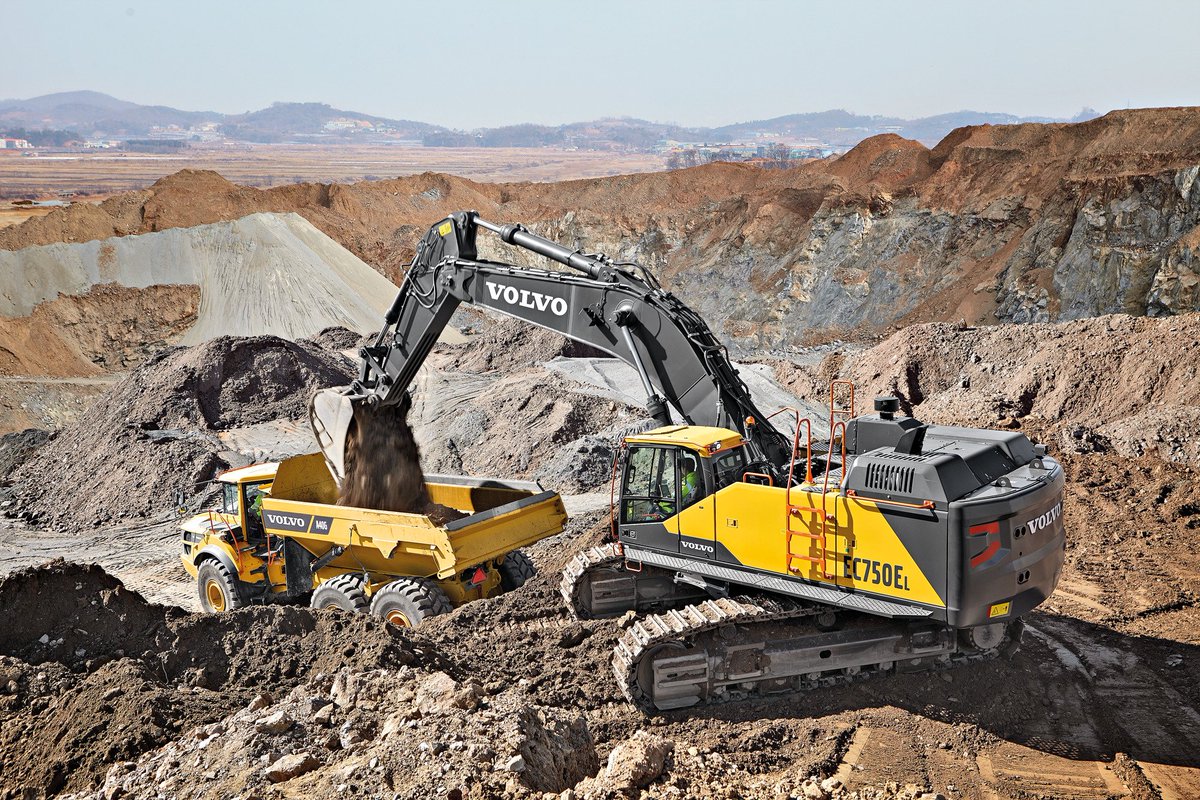 Volvo JCB Loading Sand in Truck